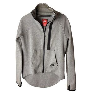 Nike Women's Tech Fleece Moto Cape Jacket Size Small Gray Black Hi Low Hem